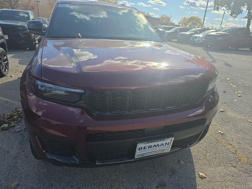Velvet Red Pearlcoat 2025 Jeep Grand Cherokee L Altitude