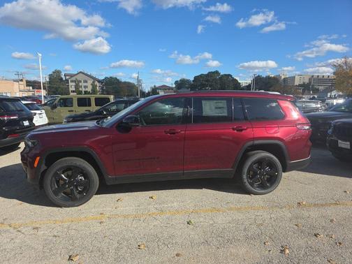 Velvet Red Pearlcoat 2025 Jeep Grand Cherokee L Altitude