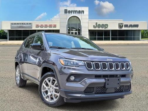2024 Jeep Compass Latitude Lux