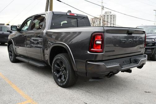 Granite Crystal Metallic Clearcoat 2026 RAM 1500 Big Horn/Lone Star