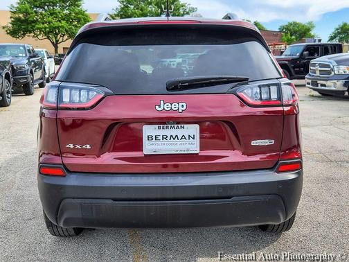 Velvet Red Pearlcoat 2021 Jeep Cherokee Latitude Plus