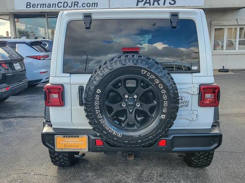 2021 Jeep Wrangler Willys