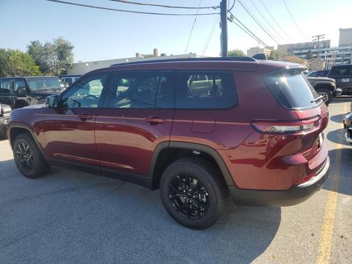 2025 Jeep Grand Cherokee L Altitude