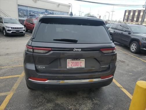 2025 Jeep Grand Cherokee Laredo