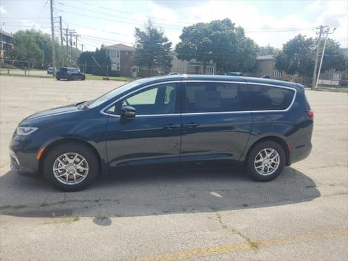 2025 Chrysler Pacifica L