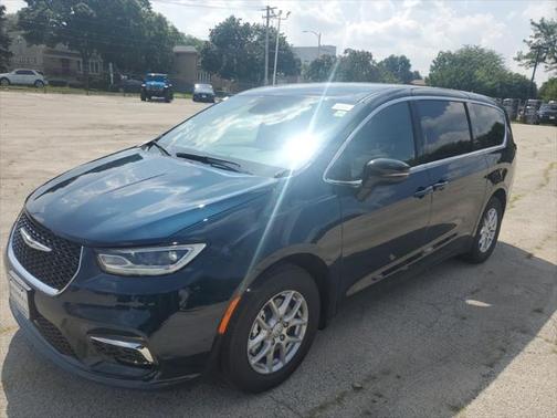 2025 Chrysler Pacifica L