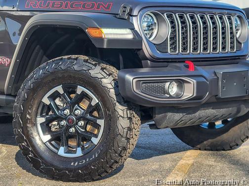 Granite Crystal Metallic Clearcoat 2025 Jeep Wrangler Rubicon