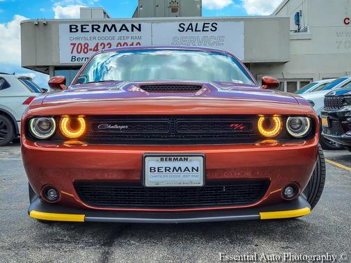 Sinamon Stick 2023 Dodge Challenger R/T Scat Pack