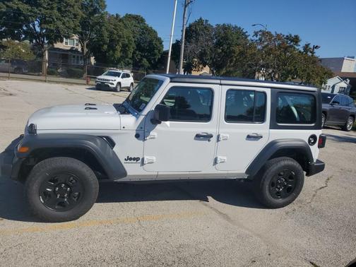 2025 Jeep Wrangler Sport