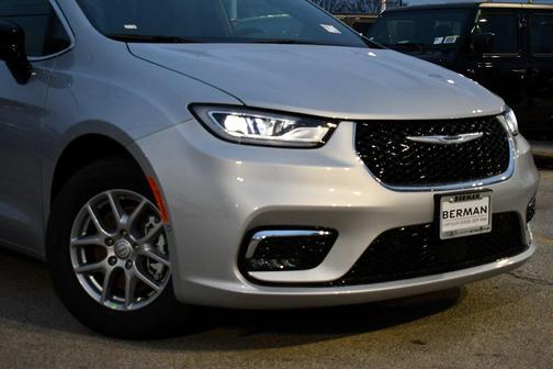 2026 Chrysler Pacifica L