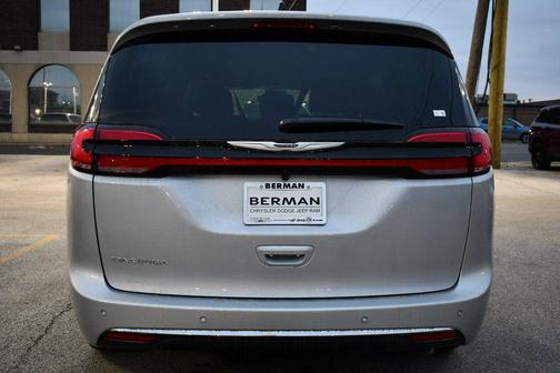 2026 Chrysler Pacifica L