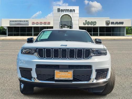 2021 Jeep Grand Cherokee L Laredo