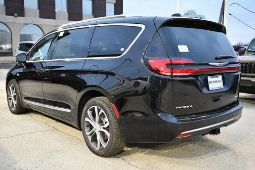 2026 Chrysler Pacifica L