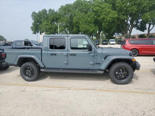 2025 Jeep Gladiator Sport