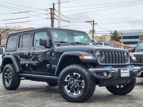 Black Clearcoat 2025 Jeep Wrangler 4xe Rubicon