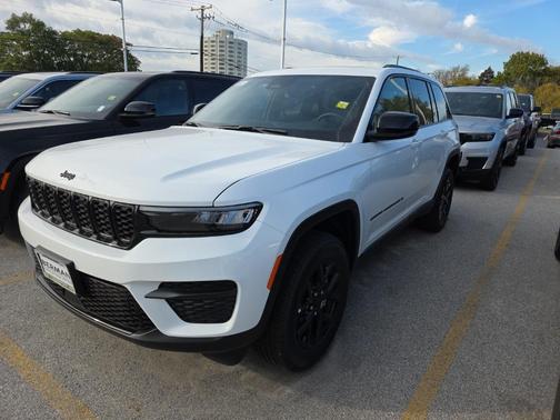 2025 Jeep Grand Cherokee Altitude