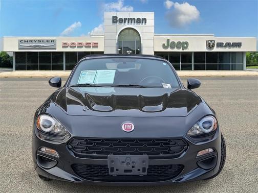 2017 FIAT 124 Spider Base
