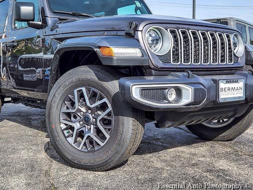 Granite Crystal Metallic Clearcoat 2025 Jeep Wrangler 4xe Sahara