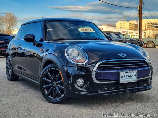 2017 MINI Hardtop Cooper