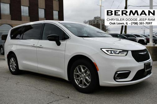 Bright White Clearcoat 2026 Chrysler Pacifica L