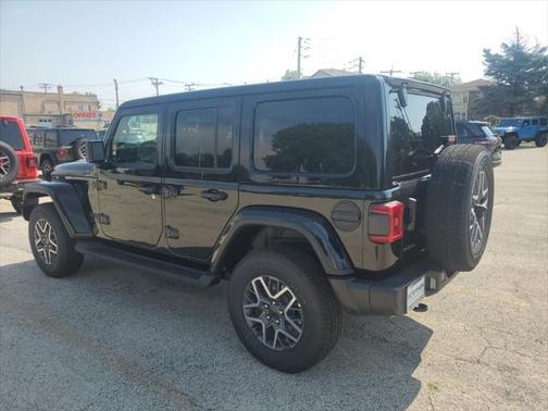 2025 Jeep Wrangler 4-Door Sahara 4x4