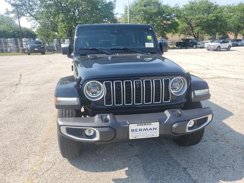 2025 Jeep Wrangler 4-Door Sahara 4x4