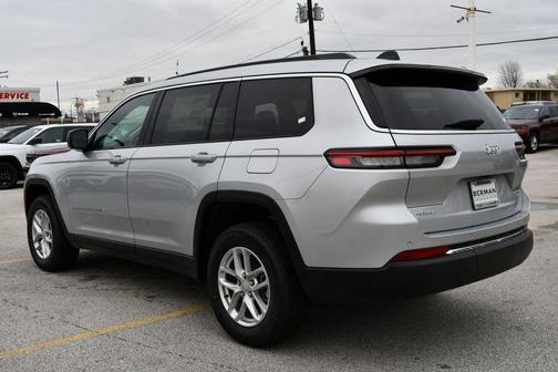 Silver Zynith 2026 Jeep Grand Cherokee L Altitude