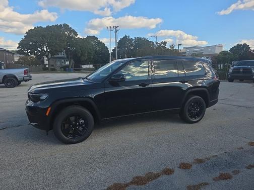 2025 Jeep Grand Cherokee L Altitude