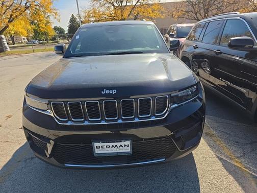2025 Jeep Grand Cherokee Laredo