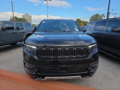 2025 Jeep Wagoneer Carbide 4x4