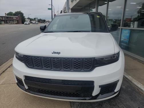2025 Jeep Grand Cherokee L Summit
