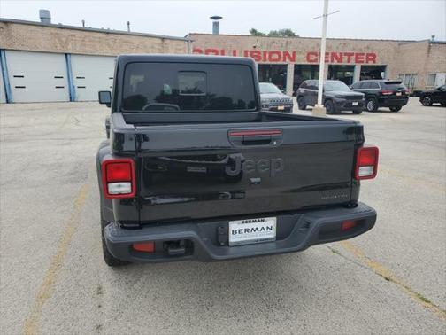 2025 Jeep Gladiator Sport