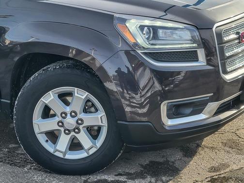 2016 GMC Acadia SLE-2