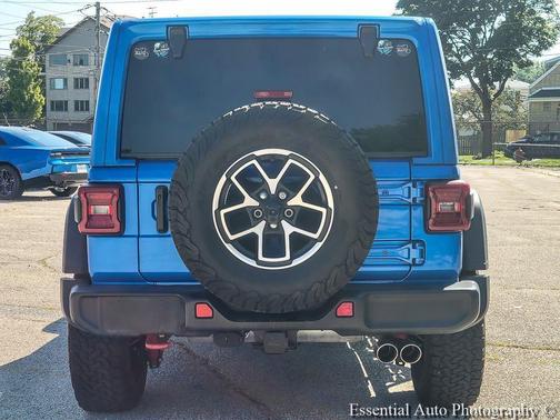 Hydro Blue Pearlcoat 2024 Jeep Wrangler Rubicon