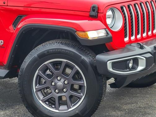 2021 Jeep Gladiator Overland