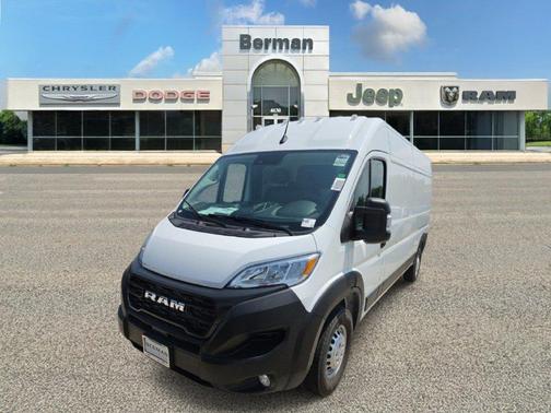 Bright White Clearcoat 2026 RAM ProMaster 2500 Tradesman