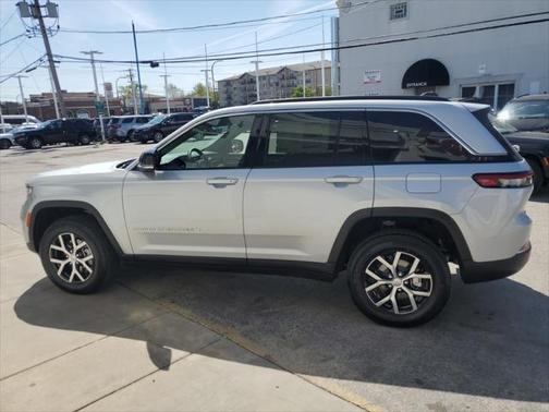 2025 Jeep Grand Cherokee Limited X