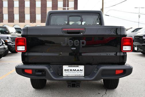 Black Clearcoat 2026 Jeep Gladiator Sport