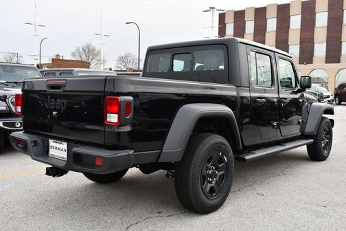 Black Clearcoat 2026 Jeep Gladiator Sport