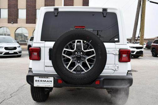 2026 Jeep Wrangler 4-Door Sahara 4x4