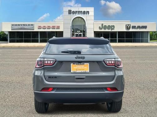 2023 Jeep Compass Latitude