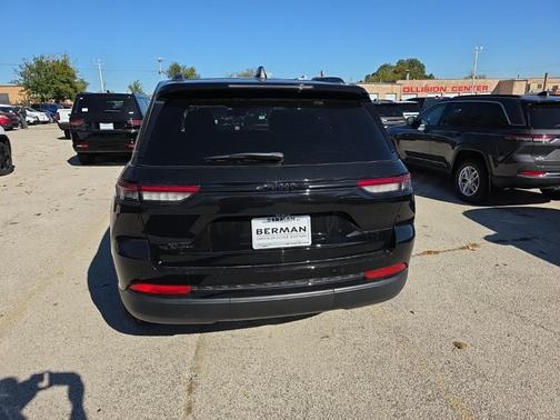 2025 Jeep Grand Cherokee Altitude