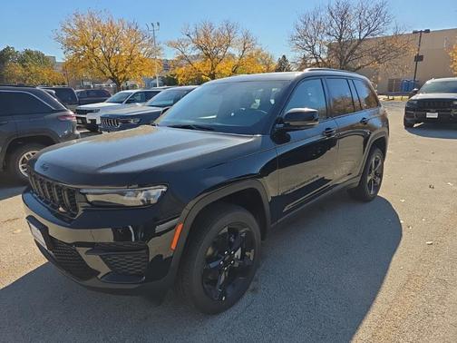2025 Jeep Grand Cherokee Altitude