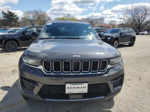 2025 Jeep Grand Cherokee Laredo