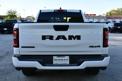 Bright White Clearcoat 2026 RAM 1500 Big Horn/Lone Star