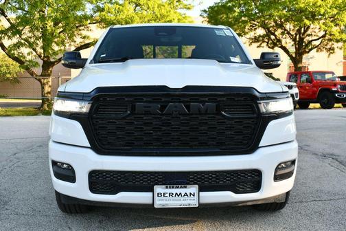 Bright White Clearcoat 2026 RAM 1500 Big Horn/Lone Star