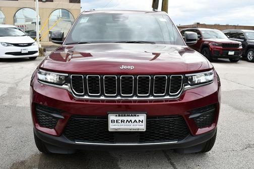 Velvet Red Pearlcoat 2026 Jeep Grand Cherokee Altitude