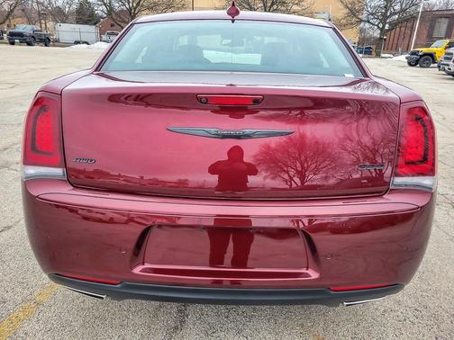 2022 Chrysler 300 Touring