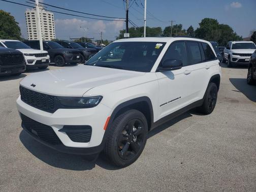 2025 Jeep Grand Cherokee Altitude