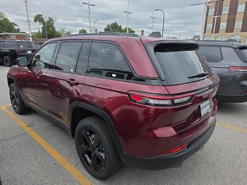 2025 Jeep Grand Cherokee Altitude
